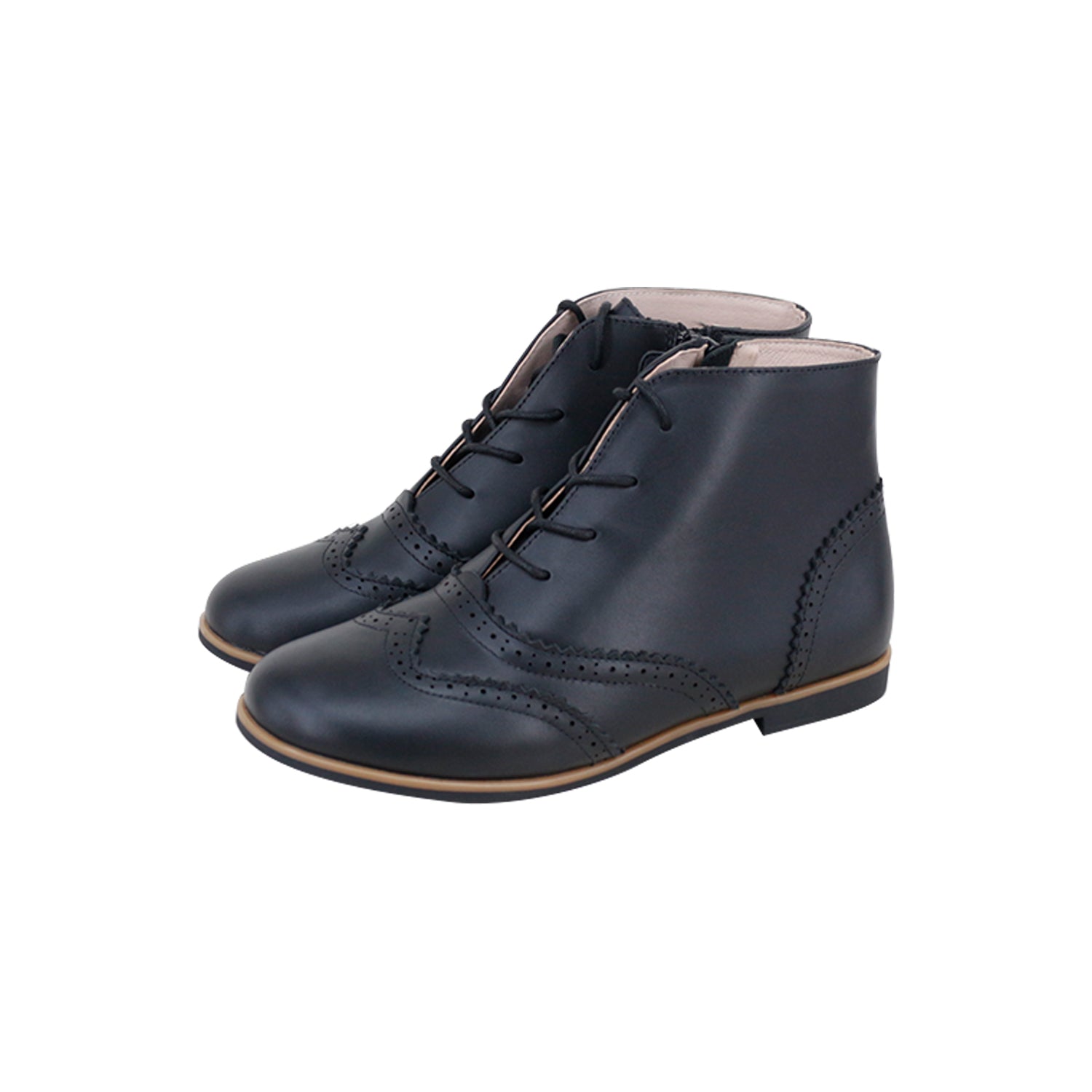 Model D3 Black  Wing-Tip Laces Booties